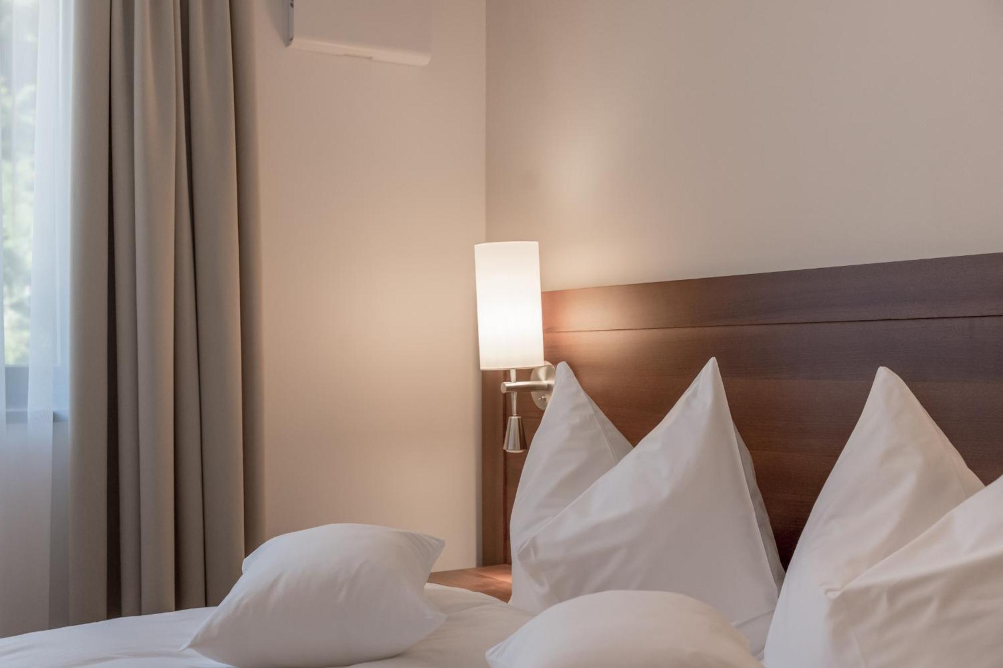 Seehotel Restaurant Lackner موندزي المظهر الخارجي الصورة